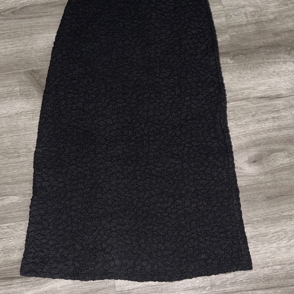 English factory off the shoulder textured midi dress - Picture 8 of 10